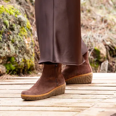 Image de El Naturalista Bottines pour Femme N5167 SILK SUEDE BLACK / MYTH YGGDRASIL Couleur Noir