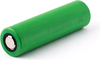 A single green cylindrical battery is shown against a white background.