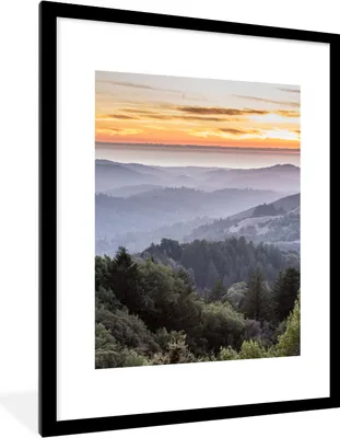 Produktbild von MuchoWow® Gerahmtes Poster Berge - Sonne - Wald - Landschaft 60x80 cm - Poster mit Schwarzem Bilderrahmen Wandposter Rahmen Foto Bilder - Wohnzimmer - Dekorationen - Prämie