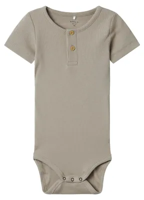 Zdjęcie produktu dla Name It, body bez rękawów, kolor beżowy, rozmiar 12 miesięcy, dla chłopców, kolor beżowy, rozmiar 12 miesięcy