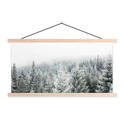 Produktbild von MuchoWow® Textilposter Wald - Schnee - Winter - Jahreszeiten - Tannenbaum 120x60 cm mit holzfarbenen Rahmen - Klemmleiste