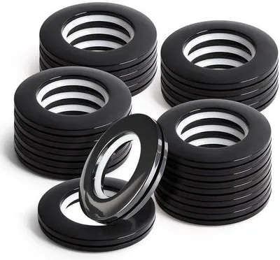 Zdjęcie produktu dla Zestaw 16 plastikowych kółek do drążków prysznicowych, 40 mm, czarne, średnica wewnętrzna 1 9/16 cala, ciche, do drążków prysznicowych