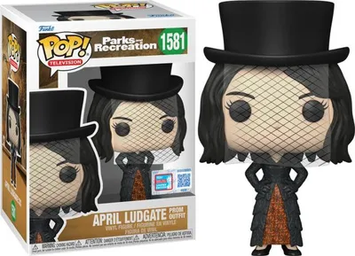 Image de Figurine Funko POP Parks and Recreation 1581 April Ludgate in Prom Outfit New York Comic Con 2024