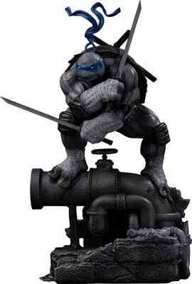 Immagine prodotto di Teenage Mutant Ninja Turtles Art Scale Statua 1/10 Leonardo Variante in bianco e nero 26 cm Esclusiva Heo