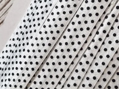 Produktbild von 5m Elastisches Schrägband Mit Punkte 16mm breit - Off Weiß   Holland