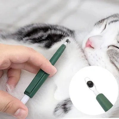 Productafbeelding van Famanu set voor het verwijderen van teken bij honden en katten - 2 groene tekentangen