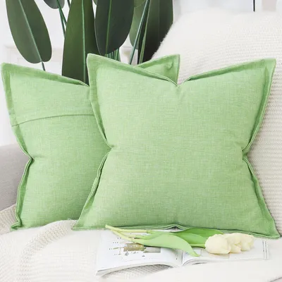 Produktbild von Set mit 2 Kissenbezügen aus Leinenimitat mit breitem Rand, weiche Dekokissenbezüge für Sofa und Schlafzimmer, grün, 60 x 60 cm
