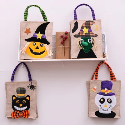 Produktbild von Halloween-Geschenktüten für Süßigkeiten und Bonbons (4 Stück), Halloween-Party-Leinenbeutel für süße Leckereien für Kinder, Halloween-Partyzubehör und -Geschenke, Hexe, Kürbis, Gespenst, schwarze Katze