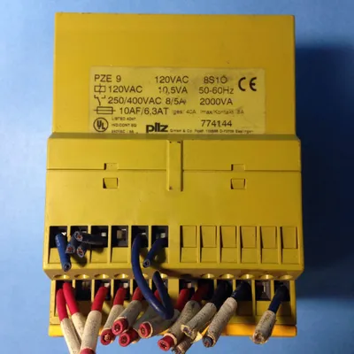 Kontakterweiterung PZE 9 24 VDC, 8 Schließer, 1 Öffner