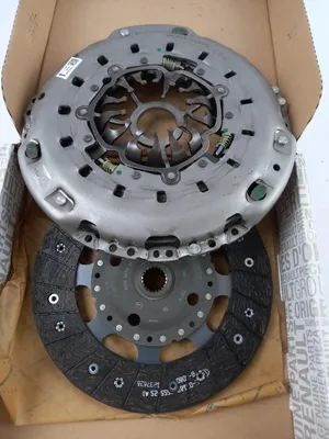 Imagen del producto de Kit de embrague original Renault, referencia 302059399R