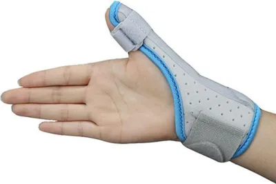 Produktbild von Daumenschiene, umkehrbar und Handgelenkstabilisator für Triggerfinger-Arthritis, Sehnenentzündung, verstauchter Karpaltunnel