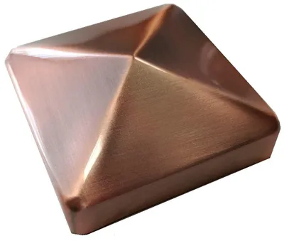 Produktbild von Pfostenkappe "Kupfer Optik" für Holzpfosten 10x10 cm in Pyramidenform, inkl. Edelstahl-Schrauben