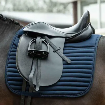 Immagine prodotto di Coperta da sella HKM Samantha, colore: blu scuro, taglia: pony, modello da dressage