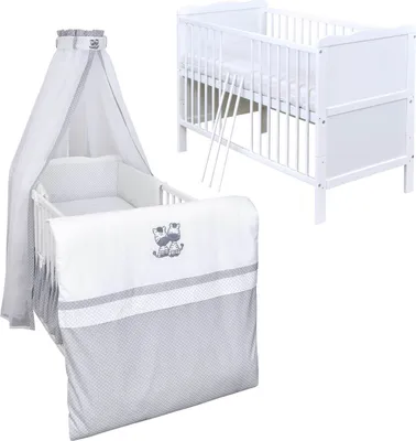 Produktbild von Baby-Delux Babybett Komplettbett Jack 140x70 Weiß Kiefernholz inkl. 10-tlg Set. Matratze, Bettwäsche Set, Beißschienen & Stickerei- Zebra