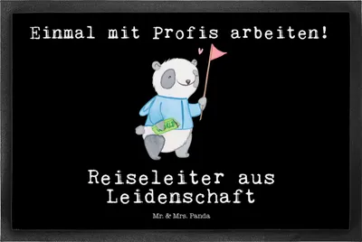 Produktbild von Mr. & Mrs. Panda Türmatte Reiseleiter Leidenschaft 50 x 75 cm - Schwarz - Geschenk, Bodenvorleger, Schmutzmatte, Fussmatte, Fußabtreter, Schuhabstreifer, fußmatte