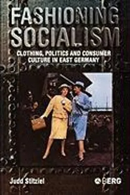 Productafbeelding van Fashioning Socialism