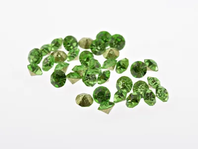 Produktbild von Vintageparts Strasssteine hellgrün Glas rund 3,8 mm, 30 Stück