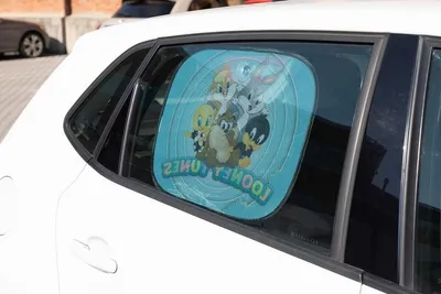 Produktbild von LOONEY TUNES Auto Sonnenschutz Frontscheibe für Kinder