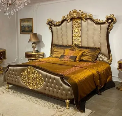Produktbild von Casa Padrino Luxus Barock Doppelbett Silber / Dunkelbraun / Gold - Edles Massivholz Bett mit Kopfteil - Prunkvolle Schlafzimmer Möbel im Barockstil