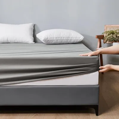 Produktbild von Matratzenschoner aus Mikrofaser – wasserdicht und atmungsaktiv – 160x200 cm – Grau