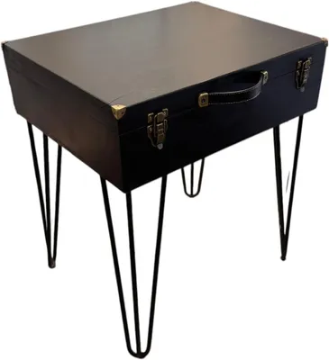 Produktbild von Holztisch im Vintage-Stil mit Metallbeinen – schwarz