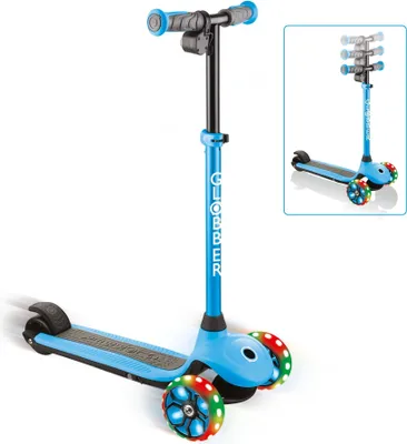 Produktbild von GLOBBER ONE K E-MOTION 4 PLUS hellblau, mit Leuchtrollen