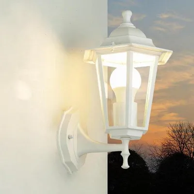 Obrázok produktu pre Vonkajšia nástenná lampa odolná voči poveternostným vplyvom, biela, hliník, 22 cm