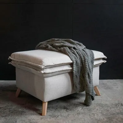 Produktbild von MIUFORM Charming Charlie Pouf XL Slim - Sitzpouf - 90x70cm - Beige - Fußablage Hocker Sitzhocker