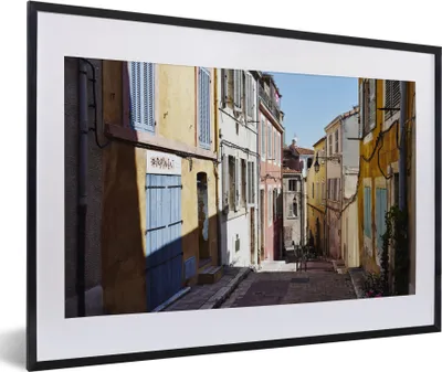 Produktbild von MuchoWow® MuchoWow® Gerahmtes Poster Häuser - Straße - Marseille 60x40 cm - Poster mit zchwarzem Bilderrahmen - Schlafzimmer - Plakat in Rahmen - Drucken