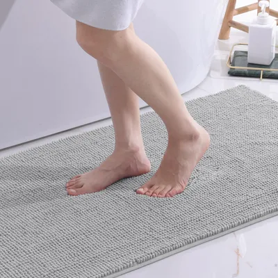 Image de Tapis de bain en chenille, antidérapant, doux, absorbant, lavable, grand tapis de douche pour la salle de bain, 60 x 120 cm, gris clair