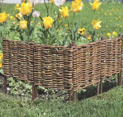 Produktbild von Famanu Weidenzaun Blumen- und Gemüsebeete 100 x 20/35 cm - Natur