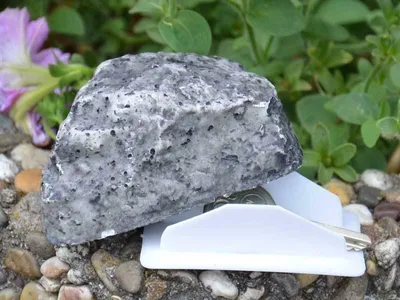 Produktbild von SCHLÜSSELVERSTECK SCHLÜSSELSTEIN Geocaching Geheimfach Ersatzschlüssel in Stein-Optik