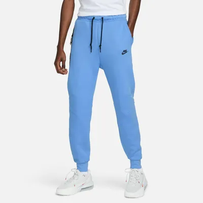Produktbild von Nike Herren Jogginghose mit elastischem Bund für optimale Bewegungsfreiheit