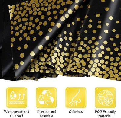 Image de Nappe en plastique noire et dorée - 108 x 54 pouces - pour la décoration de fête - pièce unique