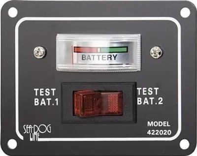 Produktbild von Batterie-Testschalter 12V für 2 Batterien, beleuchtet, 64x83mm, aus eloxiertem Aluminium, für Marine & Caravan