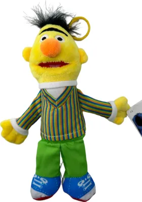 Produktbild von Soma Sesamstrasse Kuscheltier Plüsch Figur 20 cm Plüschtier Stofftier kuschelweich ab den ersten Lebensmonaten geeignet als Geschenk (Bert 20 cm)