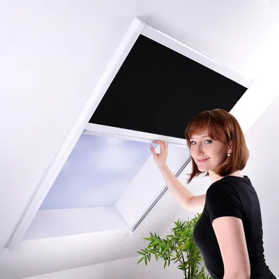 Produktbild von Plissee zum Sonnenschutz für Dachfenster bis maximal 100 x 157 cm - Sichtschutz in Weiß