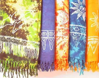 Produktbild von Sarong STAMPBATIK, Pareo, Hüfttuch, Wickelrock, Strandtuch verschiedene Farben und veschiedene nicht wählbare Motive