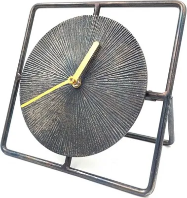 Produktbild von Runde Uhr aus Metall - 4126