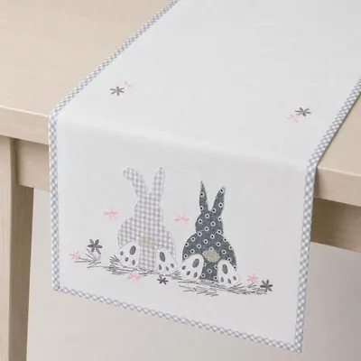 Produktbild von Tischwäsche mit Stickerei Osterhasen 40 x 140 cm