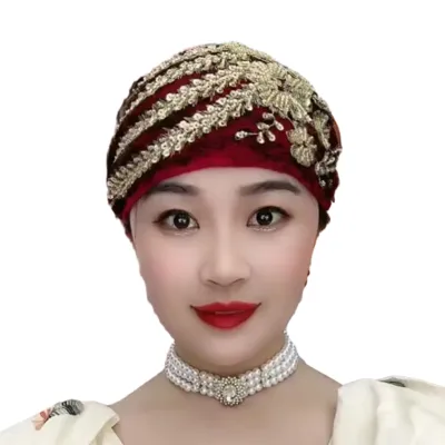 Produktbild von Turbanmütze für Damen, Pailletten-Dekor, farblich passende Stickerei, leichtes Kopftuch, Haarbedeckung, Kappe, Kopfwickel für Damen, tägliche Beanie, Helles Weinrot