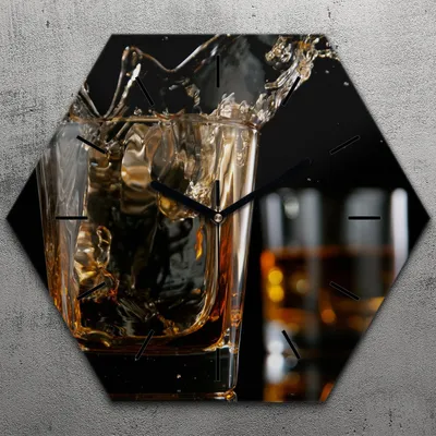 Produktbild von Uhr hexagonal 40 cm Glas Geräuschlos schwarze Zeiger - Whisky Glas