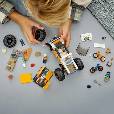 Obrázek produktu pro LEGO City Dobrodružství s teréňákem 4x4, Sada na stavění, 6 rok/roky, Plast, 252 kusů, 520 g