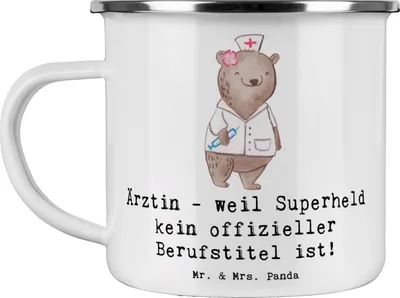Produktbild von Mr. & Mrs. Panda Haferl Ärztin Superheld - Weiß - Geschenk, Beruf, kreative Geschenke, Doktorin, Berufe, Teetasse, Kaffeepott, für Berufstätige, Teebecher, Pott, Respekt