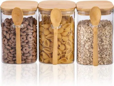 Zdjęcie produktu dla Zestaw 3 szklanych pojemników Unyqoos® o pojemności 1,2 litra każdy, kwadratowych – szklane pojemniki z borosilikatowego szkła, z hermetycznym silikonowym uszczelnieniem, pokrywkami i łyżkami, średnica 10 cm, wolne od BPA