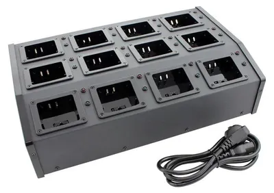 Produktbild von 12-Fach Tischladegerät für Motorola MTP3550, MTP6650, MXP600