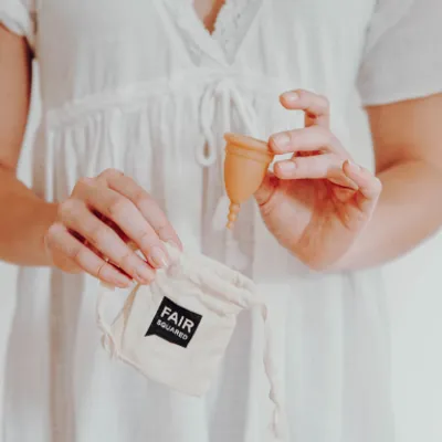 Obrázok produktu pre FAIR SQUARED Menštruačný kalíšok - veľkosti S, M, L, XL