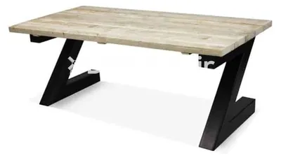 Produktbild von Z-Form Tisch aus Altem Gerüstholz für Innen & Außen, Serie Z, Höhe 78 cm