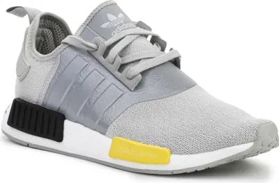 Produktbild von Adidas NMD_R1 Sneaker mit Boost-Technologie leichtes Primeknit-Textil EU 38