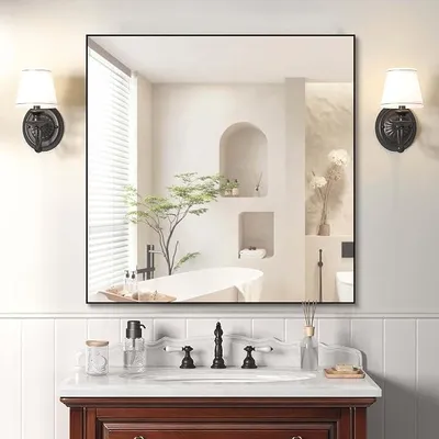 Imagen del producto de Espejo de baño de 80,5 x 80,5 cm, espejo cuadrado para lavabo, marco de metal moderno y resistente a la corrosión, ideal para baños, dormitorios y salones